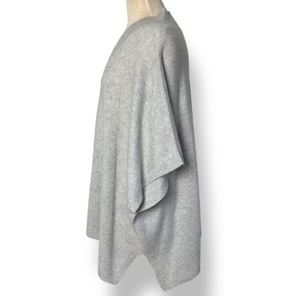 Kinross 100% Cashmere Poncho Sweater Women's Light Gray Pullover Knit One Size - Picture 2 of 7